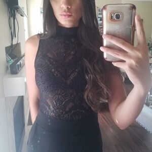 Mockneck lace jumpsuit ✨️